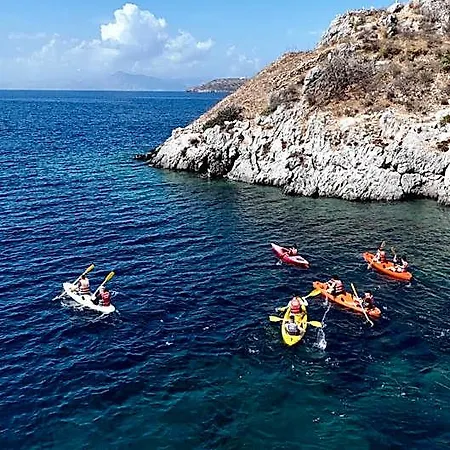 Paradise Guemuesluek Szálloda 3*